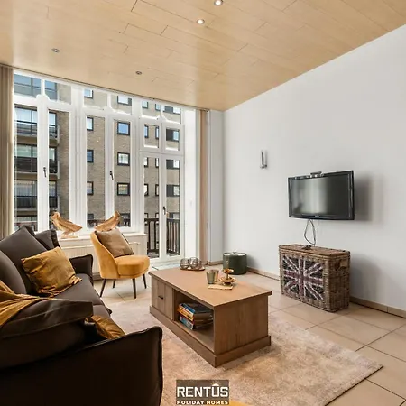 Escapade Zeebries - Spacious And Bright Near The Sea Apartment